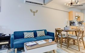 The Moose #11 - Luxe Modern Loft With King Bed, Free Parking & Wi-Fi